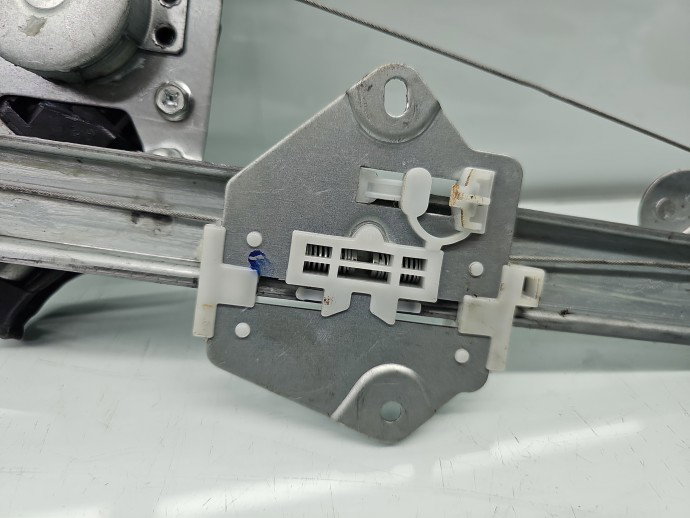 Macara electrica geam dreapta fata Dacia Logan (LS) [Fabr 2004-2012] OEM
