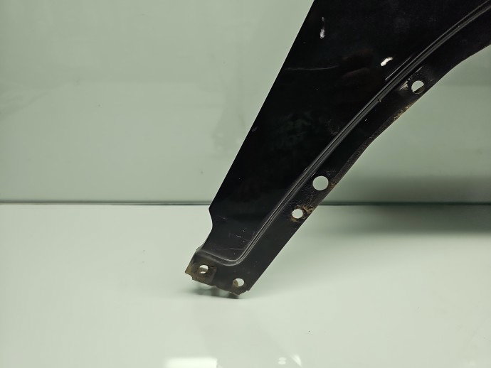 Aripa dreapta fata Volkswagen Tiguan (5N) [Fabr 2007-2016] SUV  040 Negru Unilack