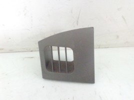 Grila aerisire dreapta BMW Seria 7 E65 4.4 benz 6422700714813 2003-2008