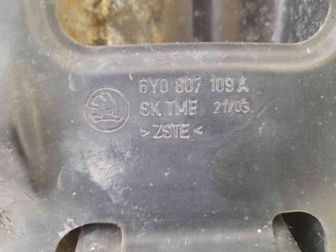Armatura bara fata 6Y0807109A Skoda Fabia 1 (6Y2) [Fabr 1999-2008] 1.4 AZF