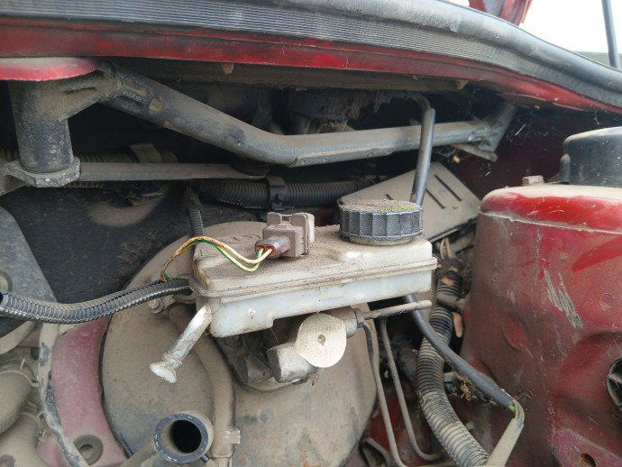 Vas lichid frana PEUGEOT 206 [Fabr 1998-2009] Coupe  OEM