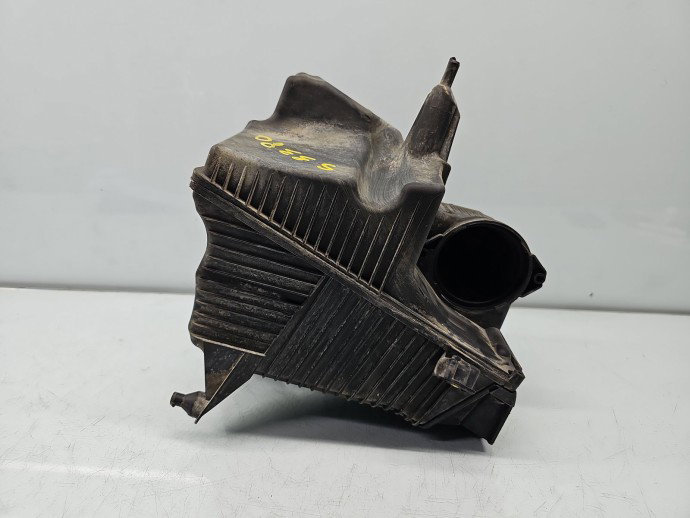 Carcasa filtru aer Renault Scenic 2 [Fabr 2003-2008] 8200176559 1.5 dCi K9K732 78 KW / 106 CP