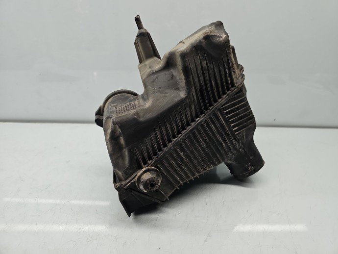 Carcasa filtru aer Renault Scenic 2 [Fabr 2003-2008] 8200176559 1.5 dCi K9K732 78 KW / 106 CP