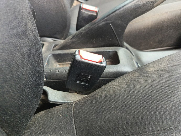 Capsa centura dreapta fata Volkswagen Golf 4 (1J1) [Fabr 1997-2004]