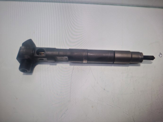 Injector Mercedes Clasa C (W205) [Fabr 2014-prezent] A6510700587 2.2 CDI 651921 125KW / 170CP
