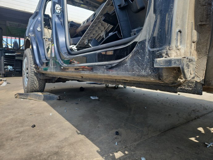 Prag lateral dreapta Volkswagen Tiguan (5N) [Fabr 2007-2016] SUV