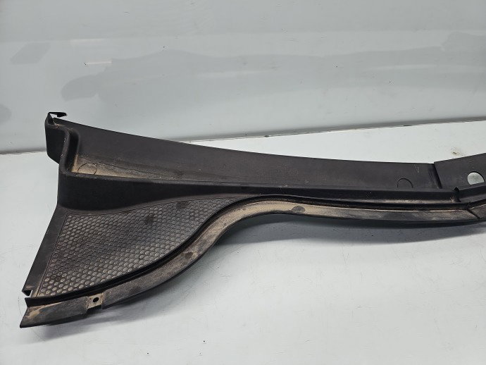 Grila stergator parbriz Volkswagen Tiguan (5N) [Fabr 2007-2016] OEM
