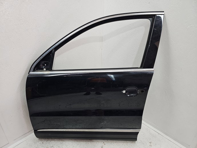 Usa stanga fata Volkswagen Tiguan (5N) [Fabr 2007-2016] SUV LC9X
