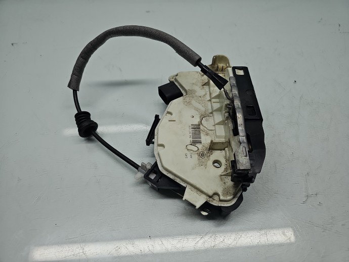Broasca usa stanga fata Volkswagen Tiguan (5N) [Fabr 2007-2016] SUV  5N1837015E