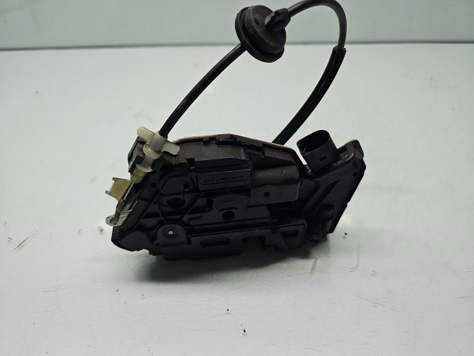 Broasca usa dreapta spate Volkswagen Tiguan (5N) [Fabr 2007-2016] SUV 5N0839016G