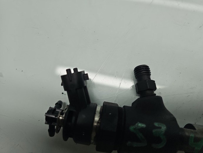 Injector PEUGEOT 206 [Fabr 1998-2009] 9641496180 1.4 HDI 8HX 50KW / 68CP