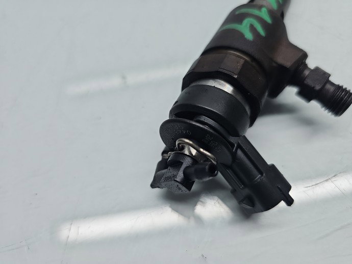 Injector PEUGEOT 206 [Fabr 1998-2009] 9641496180 1.4 HDI 8HX 50KW / 68CP