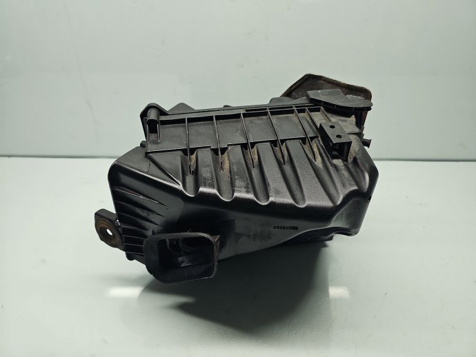 Carcasa filtru aer AUDI A4 (8EC, B7) [Fabr 2004-2008] 03G133837 2.0 TDI BPW 103 kW / 140 CP