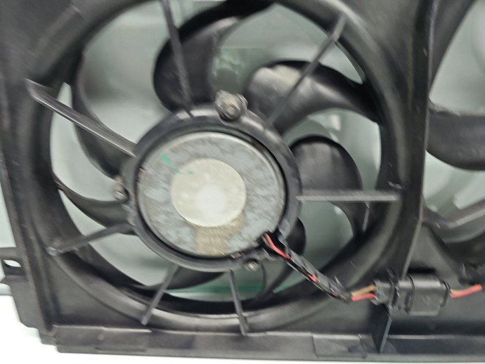 Electroventilator Volkswagen Golf 6 (5K1) [Fabr 2009-2013] 1K0121207BC 2.0 TDI CBAB 103 kW / 140 CP