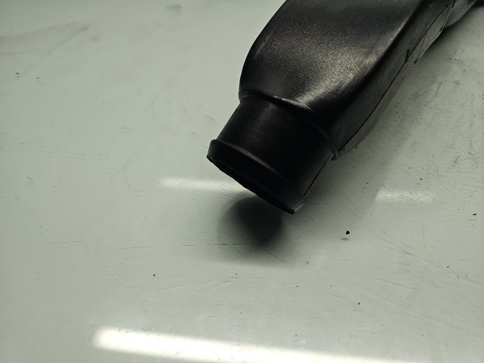 Tub intercooler AUDI A4 (8EC, B7) [Fabr 2004-2008] 8E0145762D 2.0 TDI BPW 103 kW / 140 CP