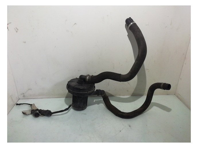 Pompa suplimentara aer BMW Seria 7 E65 4.4 benz 72812400 2003-2008