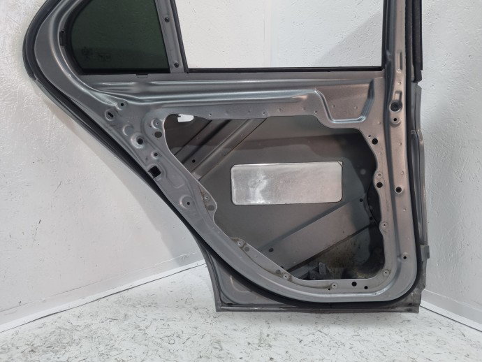 Usa stanga spate Mercedes Clasa C (W205) [Fabr 2014-prezent] Sedan AMG Argintiu palladium