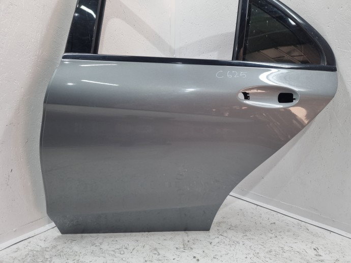 Usa stanga spate Mercedes Clasa C (W205) [Fabr 2014-prezent] Sedan AMG Argintiu palladium
