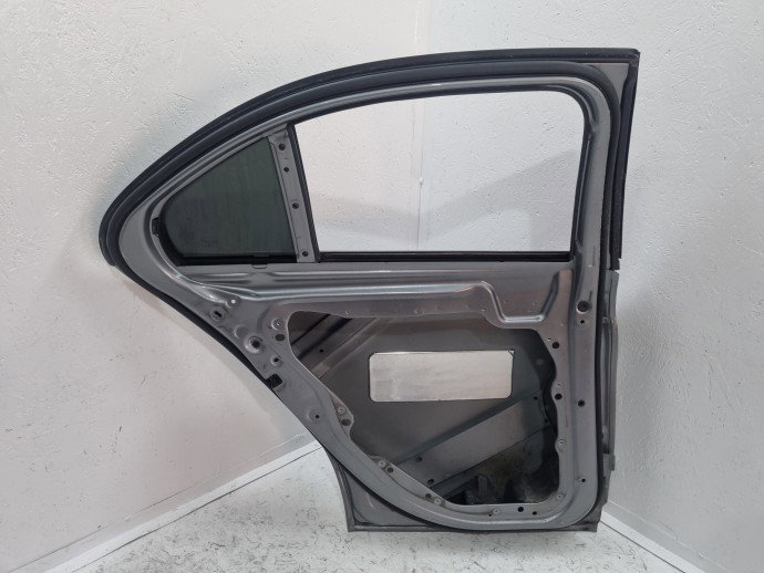 Usa stanga spate Mercedes Clasa C (W205) [Fabr 2014-prezent] Sedan AMG Argintiu palladium