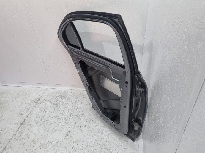 Usa stanga spate Mercedes Clasa C (W205) [Fabr 2014-prezent] Sedan AMG Argintiu palladium