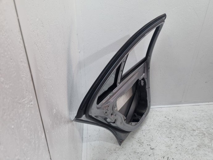 Usa stanga spate Mercedes Clasa C (W205) [Fabr 2014-prezent] Sedan AMG Argintiu palladium