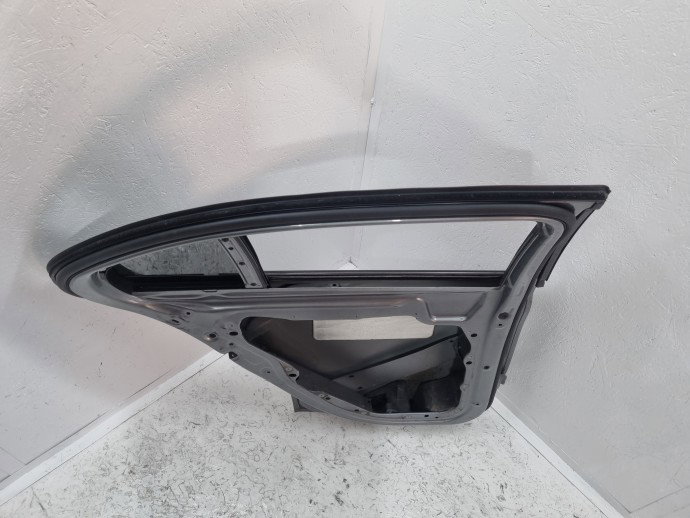 Usa stanga spate Mercedes Clasa C (W205) [Fabr 2014-prezent] Sedan AMG Argintiu palladium