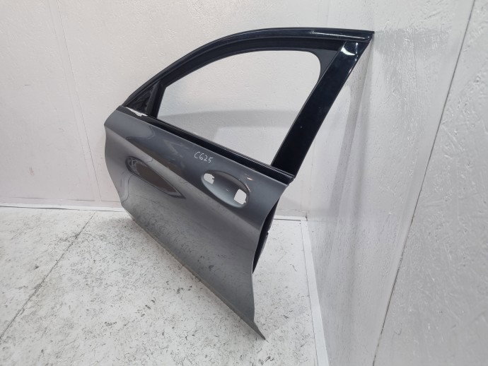 Usa stanga fata Mercedes Clasa C (W205) [Fabr 2014-prezent] Sedan AMG Argintiu palladium