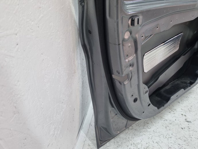 Usa stanga fata Mercedes Clasa C (W205) [Fabr 2014-prezent] Sedan AMG Argintiu palladium