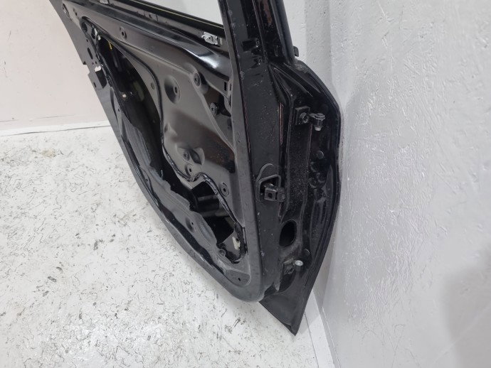 Usa stanga spate Bmw 1 (F20) [Fabr 2011-2017] Hatchback Facelift Schwarz II 668