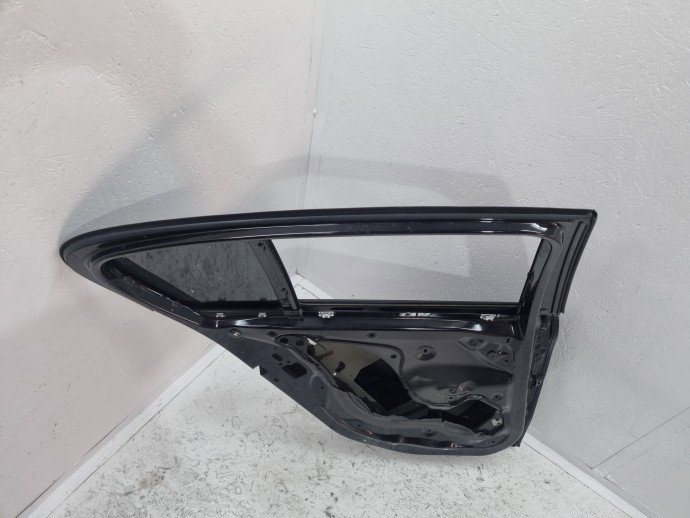Usa stanga spate Bmw 1 (F20) [Fabr 2011-2017] Hatchback Facelift Schwarz II 668