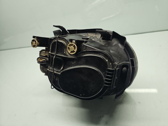 Far dreapta Volkswagen Golf 4 (1J1) [Fabr 1997-2004] Berlina cu hayon OEM