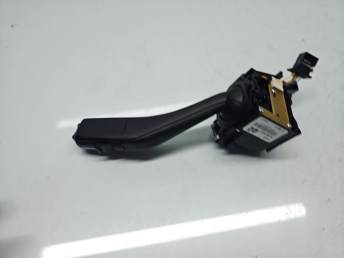 Maneta semnalizare Volkswagen Golf 6 Plus (521) [Fabr 2009-2013] 1K0953513G