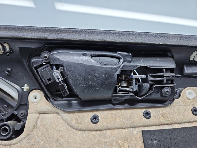 Tapiterie usa stanga fata Volkswagen Tiguan (5N) [Fabr 2007-2016] 5N0011002E