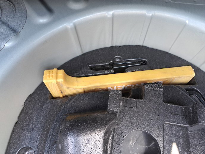 Set cric si cheie Citroen C4 (II) [ Fabr 2009-2018] OEM