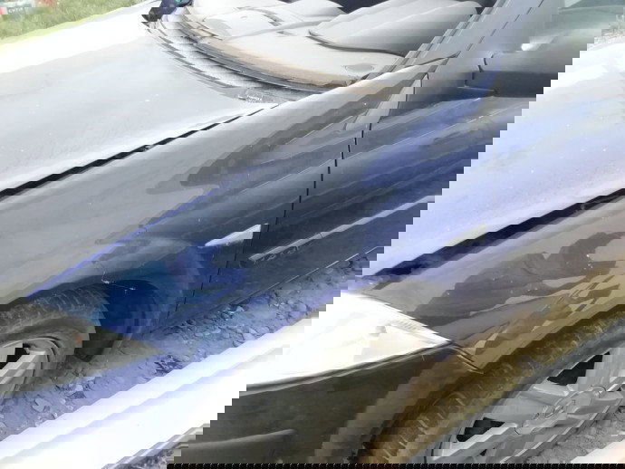 Aripa stanga fata Renault Megane 2 1.6 benz OEM 2003-2008