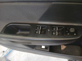 Butoane comanda geamuri sofer Volkswagen Jetta 3 (1K2) [Fabr 2005-2010] OEM