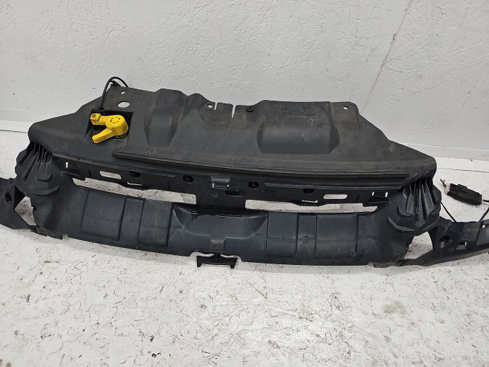 Capac trager Ford Focus 3 [Fabr 2010-2018] Hatchback BM51-17E778-BA