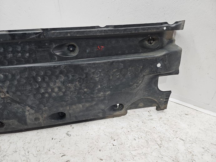 Scut lateral stanga Volkswagen Tiguan (5N) [Fabr 2007-2016] SUV 5N0825201B