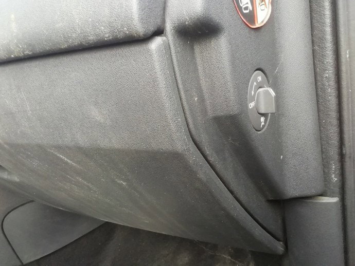 Buton dezactivare airbag Renault Megane 2 1.6 benz OEM 2003-2008