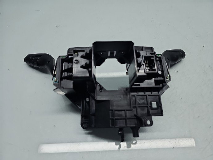 Ansamblu manete Ford Focus 3 [Fabr 2010-2018] BV6T-13N064-AF