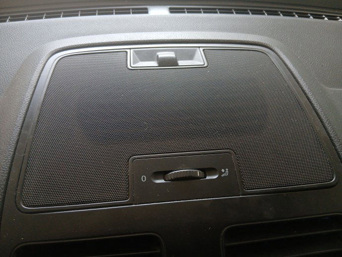 Grila aerisire centrala Volkswagen Jetta 3 (1K2) [Fabr 2005-2010] OEM