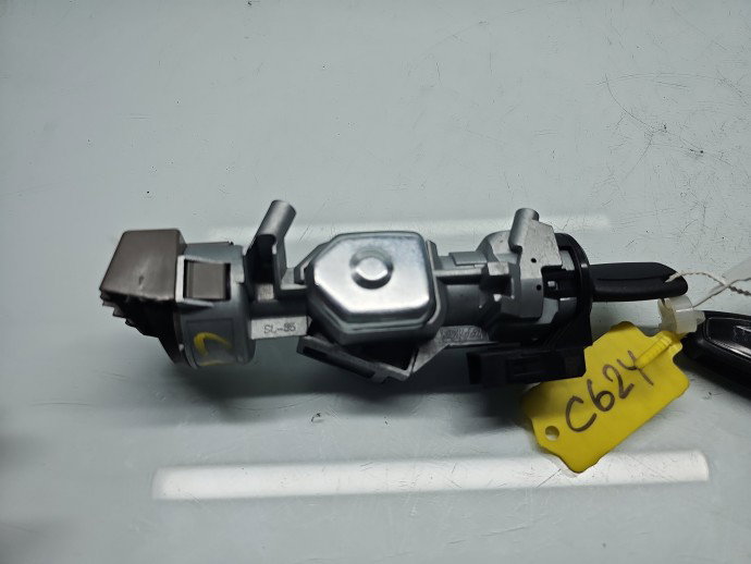 Contact cu cheie Ford Focus 3 [Fabr 2010-2018] 3M51-3F880-AE 1.6 TDCI T1DA85KW / 116CP