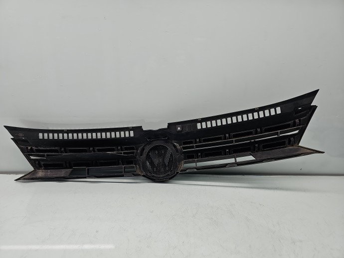 Grila bara fata Volkswagen Golf 6 Plus (521) [Fabr 2009-2013] Hatchback 5M0853651