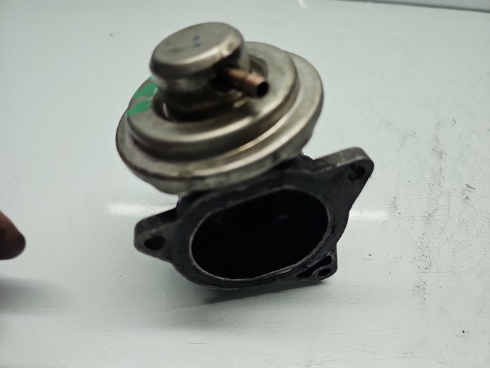 Supapa EGR Volkswagen Jetta 3 (1K2) [Fabr 2005-2010] 038131501AN 1.9 TDI BXE 77KW / 105CP