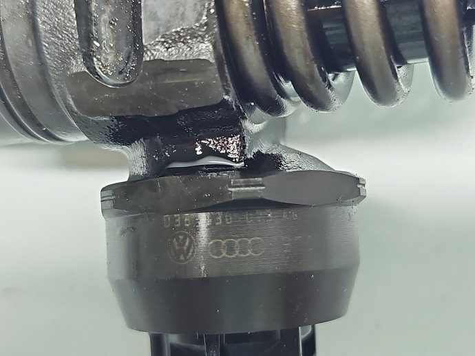 Injector Volkswagen Jetta 3 (1K2) [Fabr 2005-2010] 038130073AG 1.9 TDI BXE 77KW / 105CP
