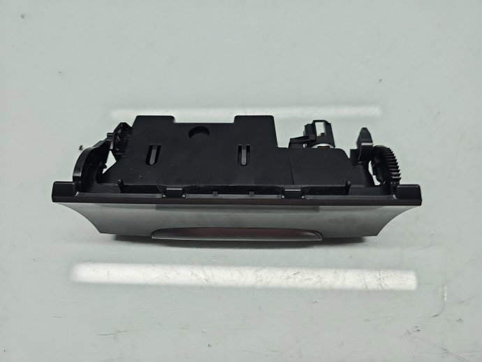 Scrumiera Volkswagen Passat B7 (362) [Fabr 2010-2014] 3C0863284K