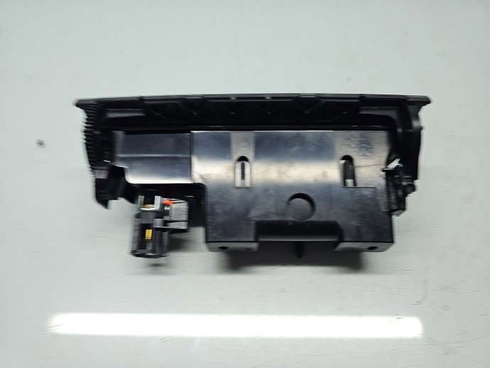Scrumiera Volkswagen Passat B7 (362) [Fabr 2010-2014] 3C0863284K
