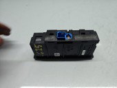 Conector auxiliar USB Mercedes Clasa C (W205) [Fabr 2014-prezent] A2058200126