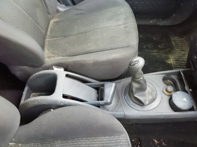 Consola centrala Renault Megane 2 1.6 benz OEM 2003-2008
