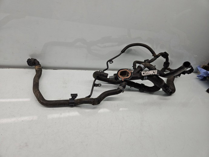 Furtun apa Volkswagen Touran (1T3) [Fabr 2010-2015] 03L121131AA 2.0 TDI CBAB 103 kW / 140 CP